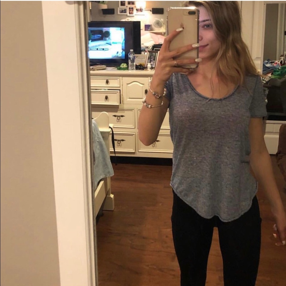 scoop neck top